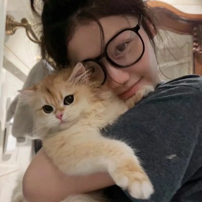 大小姐才不会玩格斗游戏